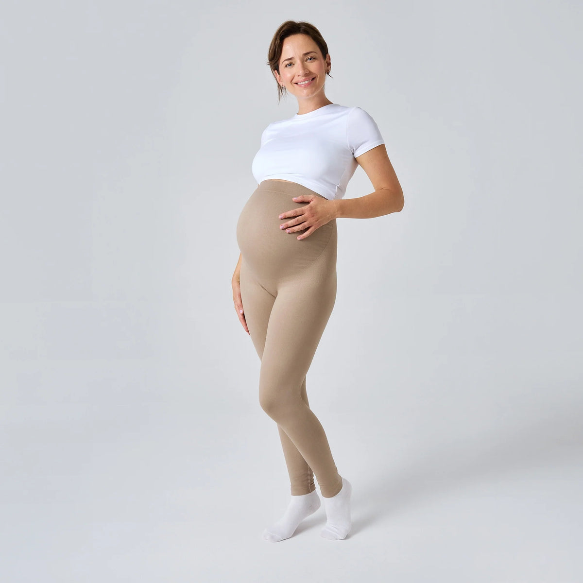 Legging de Grossesse NAVEA, coloris brun clair — porté