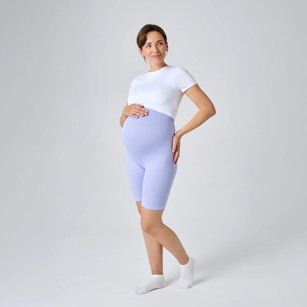 Short de Grossesse NAVEA, coloris lilas — porté